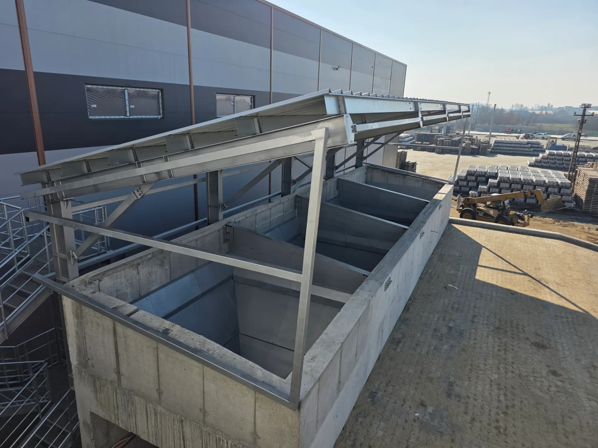 Dozatoare de beton cu copertină