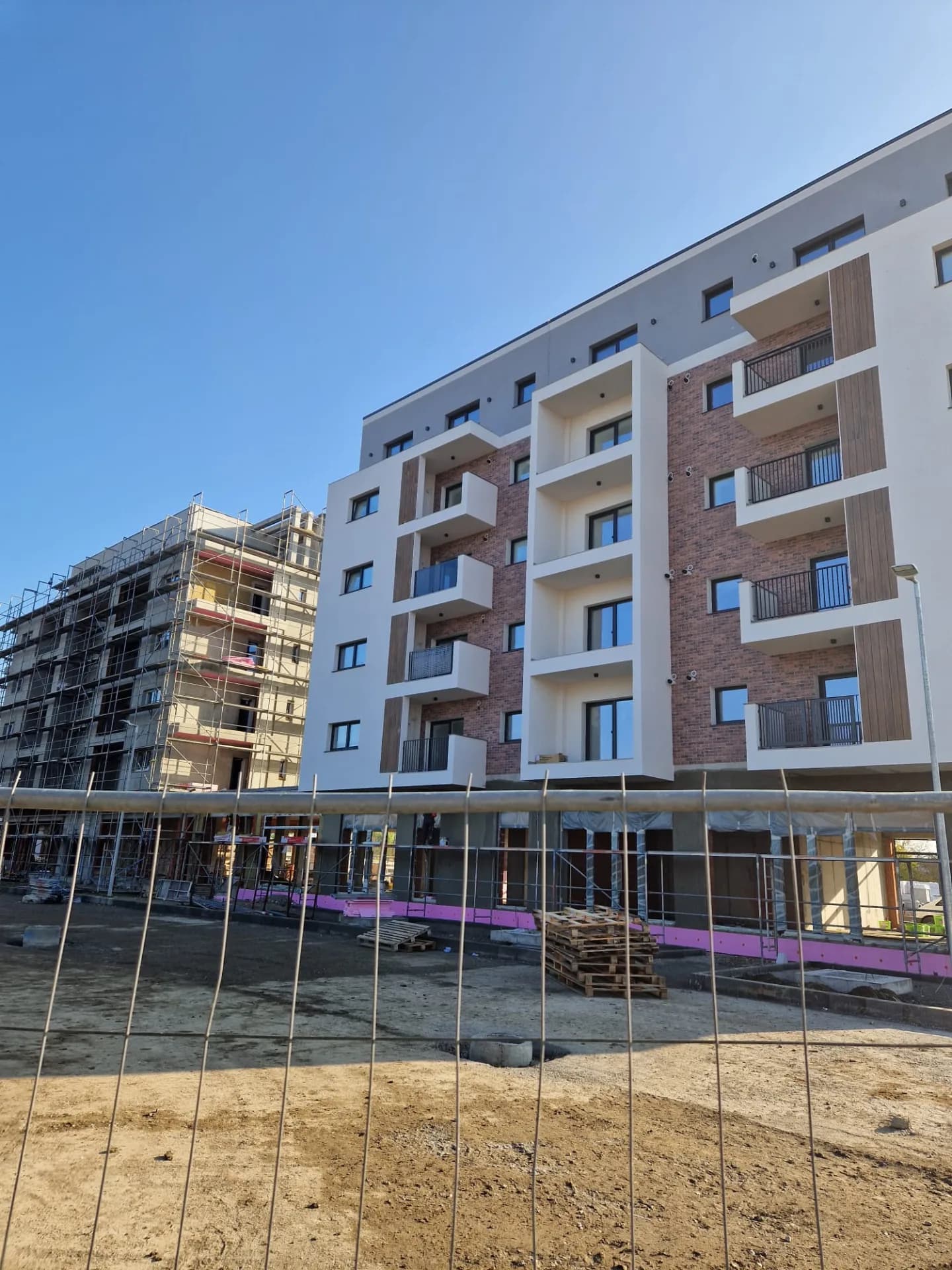 Balustrade balcoane – Smarald City