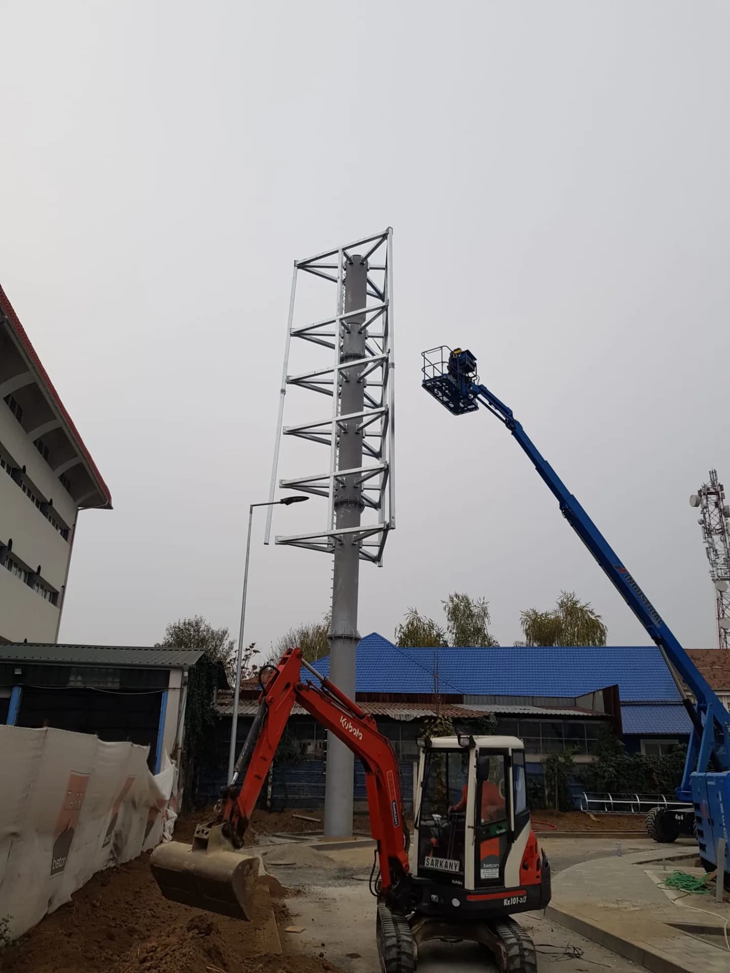 Structură panou publicitar Kaufland – Str. Corvinilor